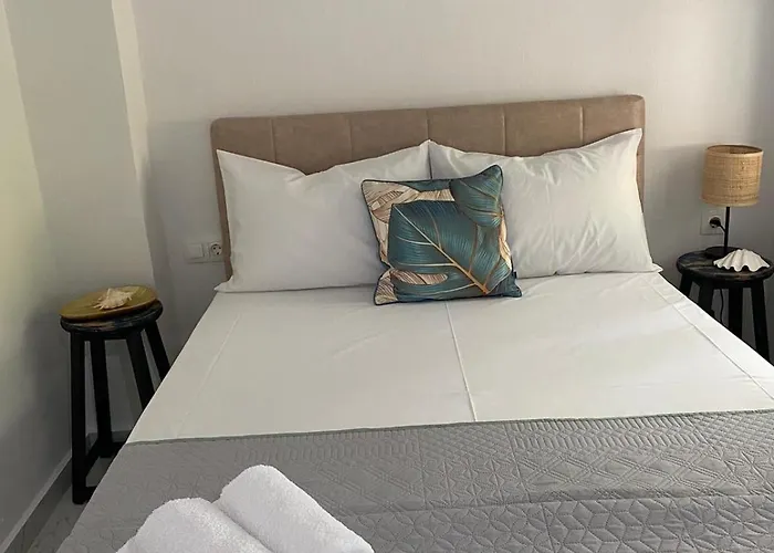 度假居 Josy Sun 斯卡拉索提罗斯